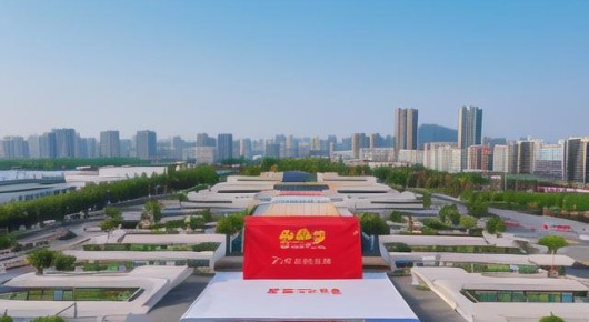 常熟集中开工：泓澜文化盛典，常熟产品发布会会场搭建全解析—打造卓越体验的会场布置指南